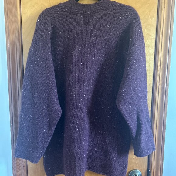 The Wizarding World of Harry Potter Universal Studios - Green Sweater with R - Picture 2 of 2